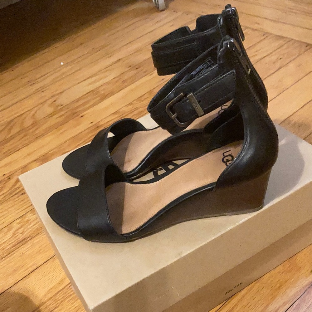 Ugg Char size 7